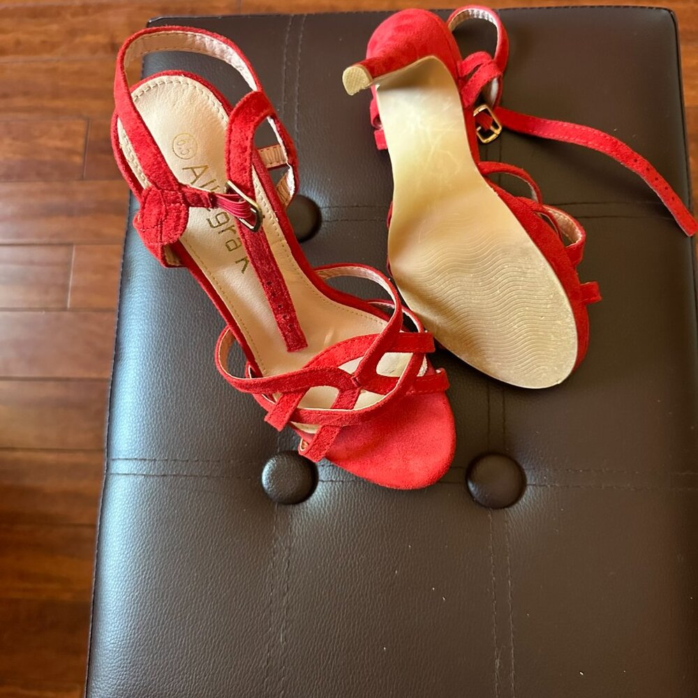 Red sandals - Picture 4 of 5